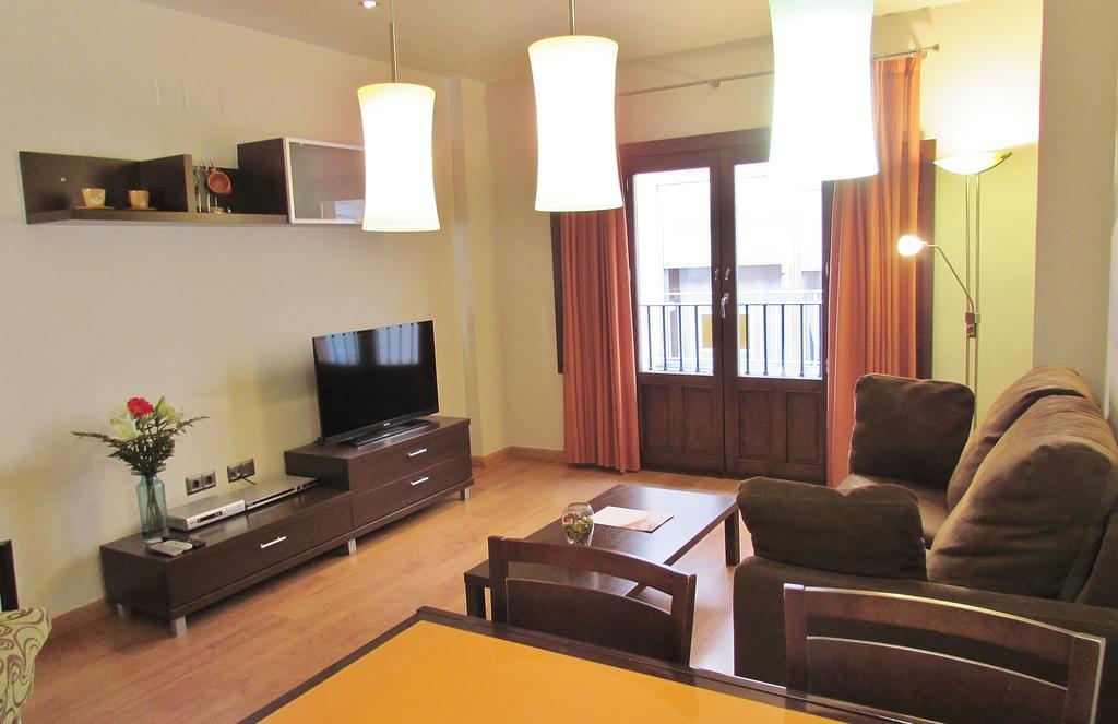 Apartamentos Turisticos Las Nieves Granada Exteriör bild