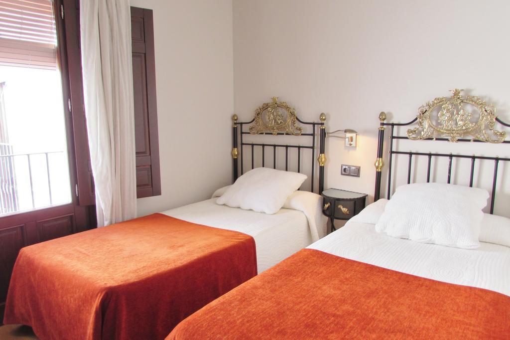 Apartamentos Turisticos Las Nieves Granada Exteriör bild