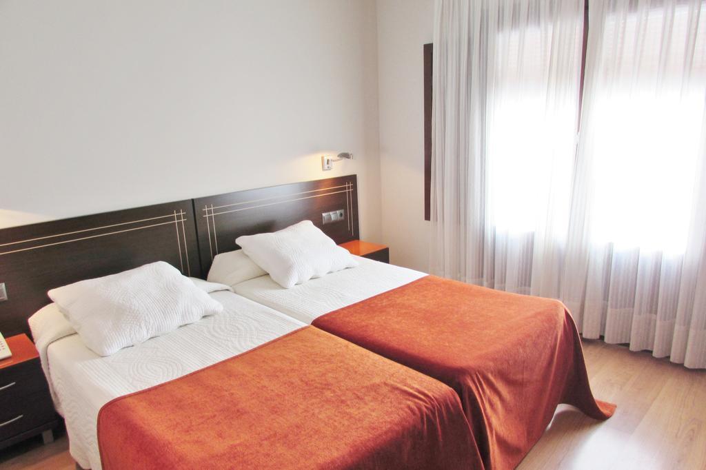 Apartamentos Turisticos Las Nieves Granada Exteriör bild
