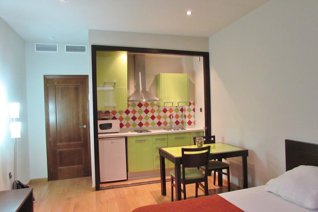 Apartamentos Turisticos Las Nieves Granada Exteriör bild
